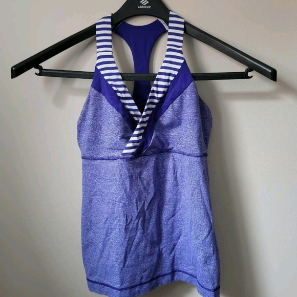 Lululemon Scoop Tank - Picture 1 of 2